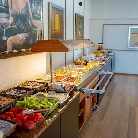 Hotel Montana Palace Kruševo 외부 사진