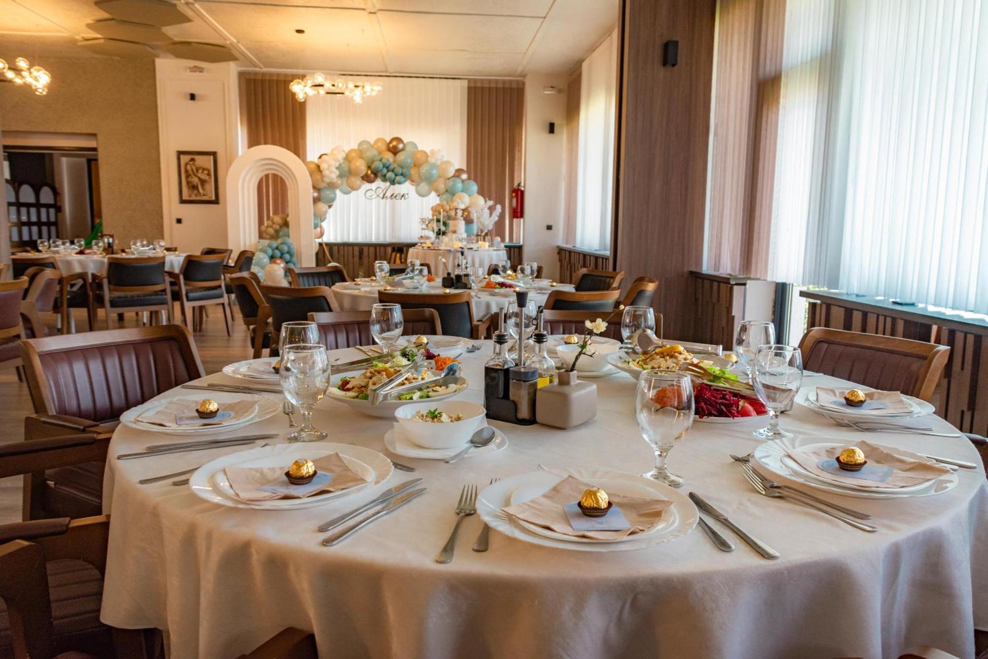 Hotel Montana Palace Kruševo 외부 사진