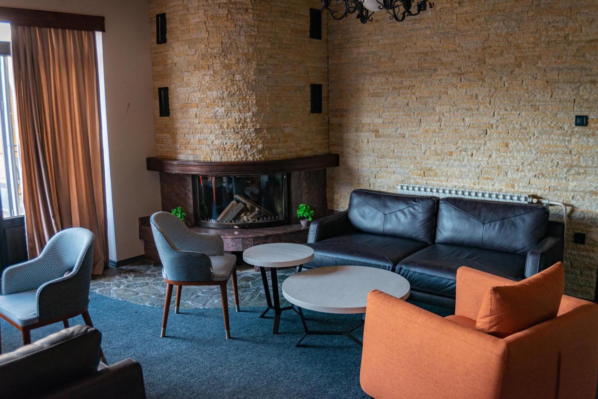 Hotel Montana Palace Kruševo 외부 사진