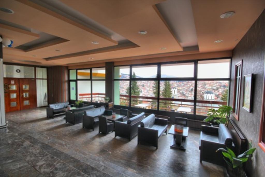 Hotel Montana Palace Kruševo 외부 사진